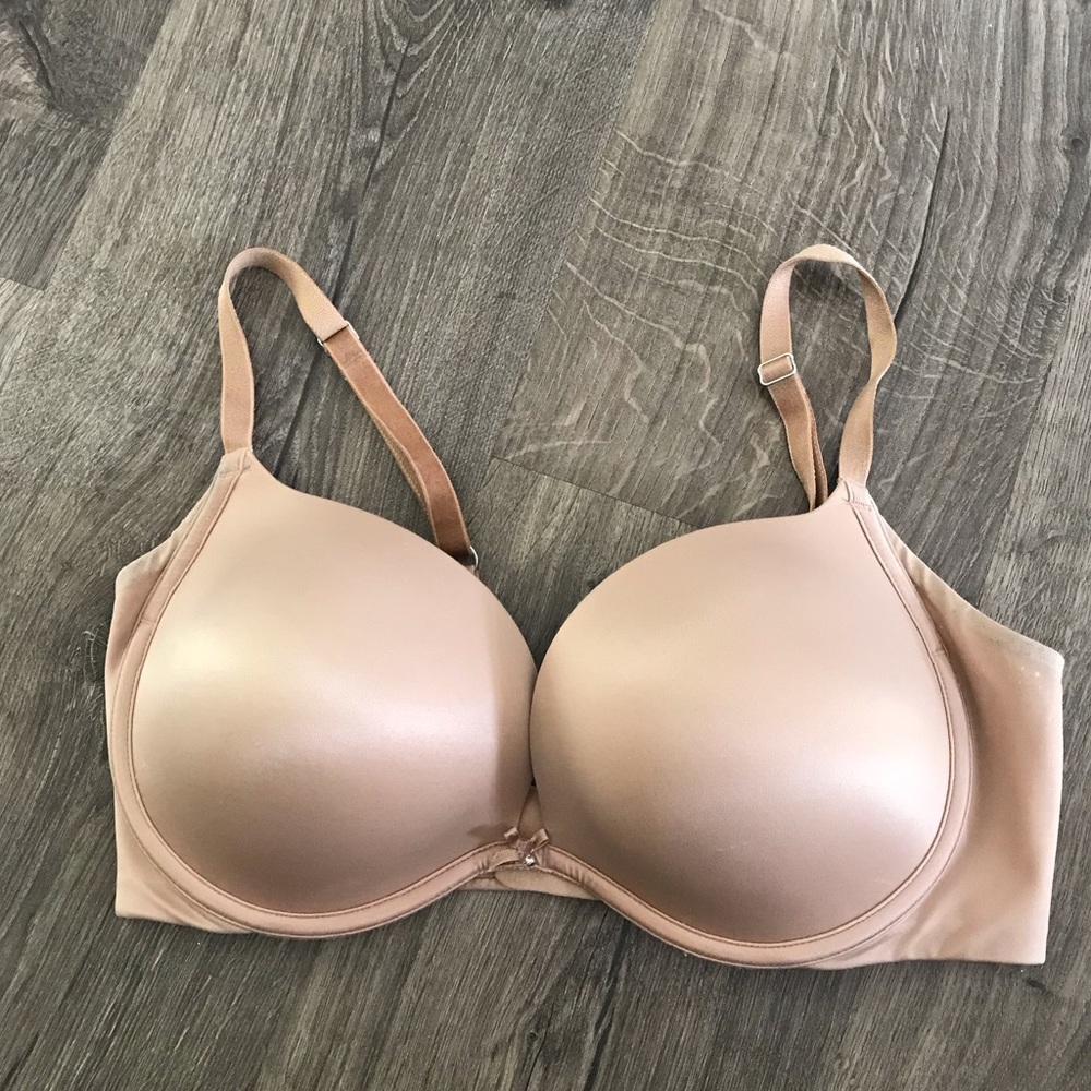 Victoria’s Secret plunge padded bra tan underwire